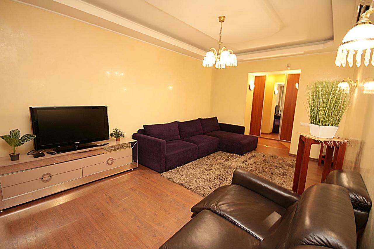 Inn Home Apartments In Kiev Center Εξωτερικό φωτογραφία