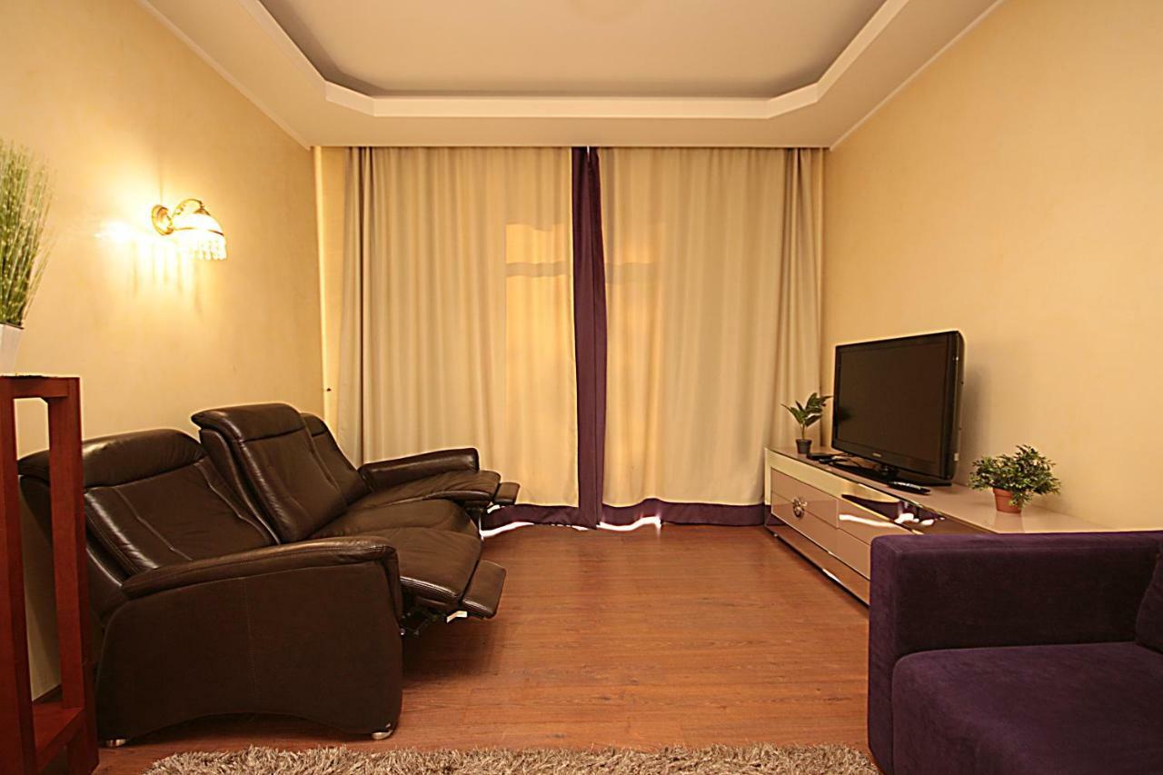 Inn Home Apartments In Kiev Center Εξωτερικό φωτογραφία