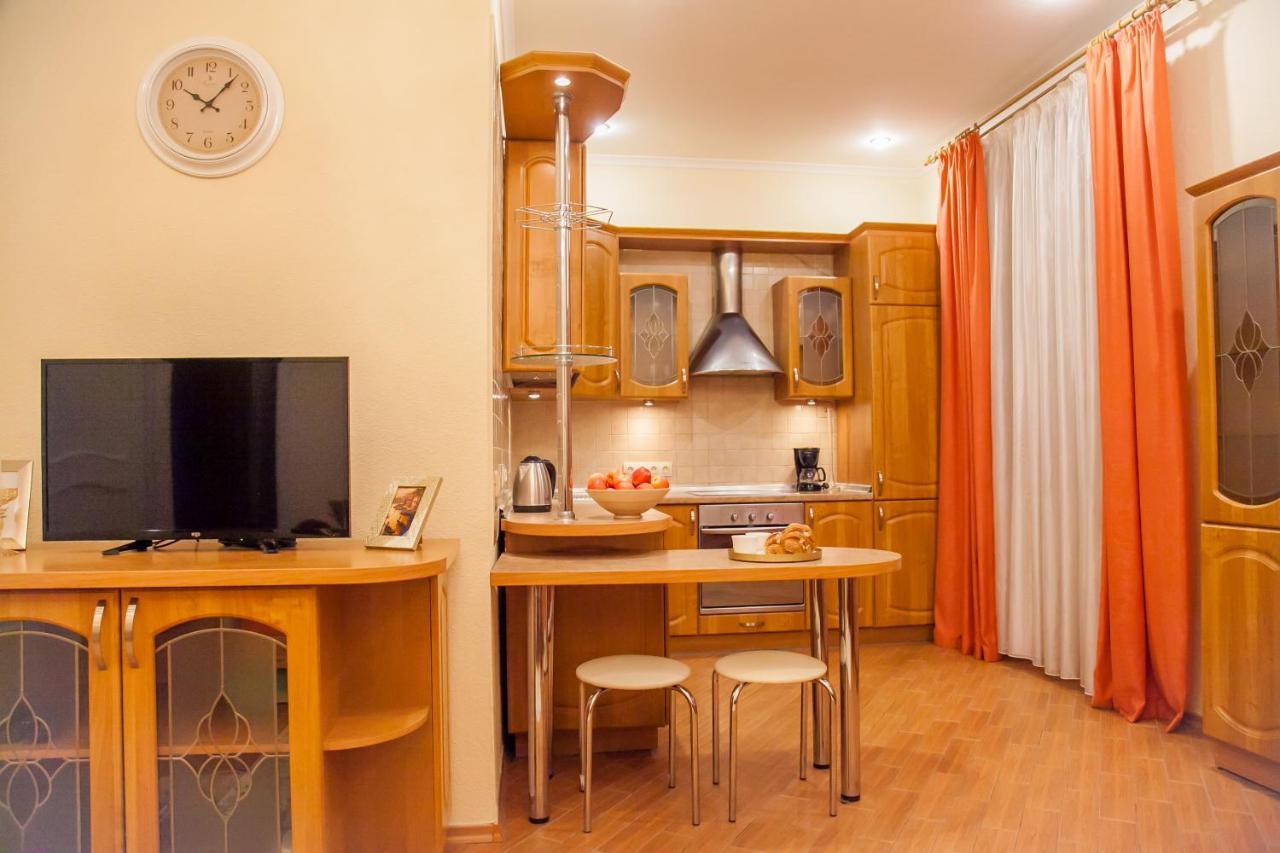 Inn Home Apartments In Kiev Center Εξωτερικό φωτογραφία